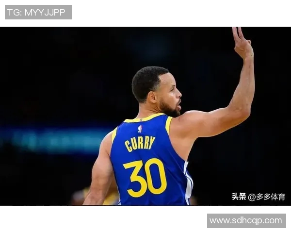 被步行者逆转，谁注意科尔库里在干嘛？末节迷之操作主导球队崩盘